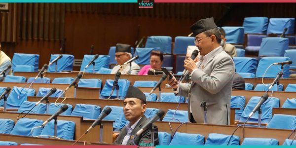 कञ्चनपुरका उखु किसानलाई अनुदान उपलब्ध गराउन सांसद तामाङको माग