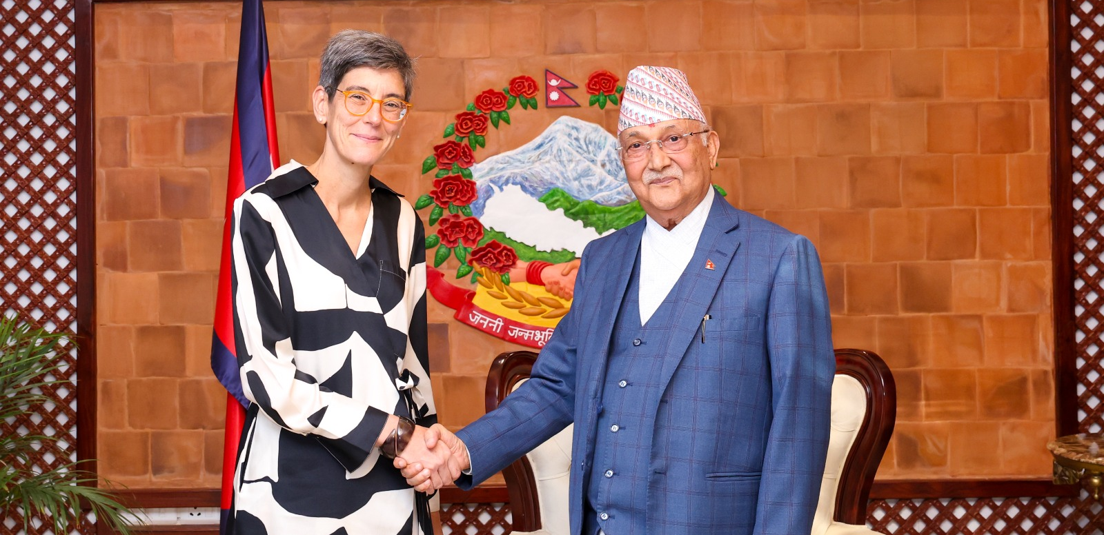 वैदेशिक लगानी बढाएर सहयोग गर्न स्वीस राजदूतलाई प्रधानमन्त्रीको आग्रह
