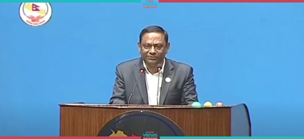 पूर्वमन्त्रीले घुस दिएको प्रकरण अख्तियारको नोटिसमा, छानबिनमा पुष्टि भए उनैलाई कारबाही हुनसक्ने !