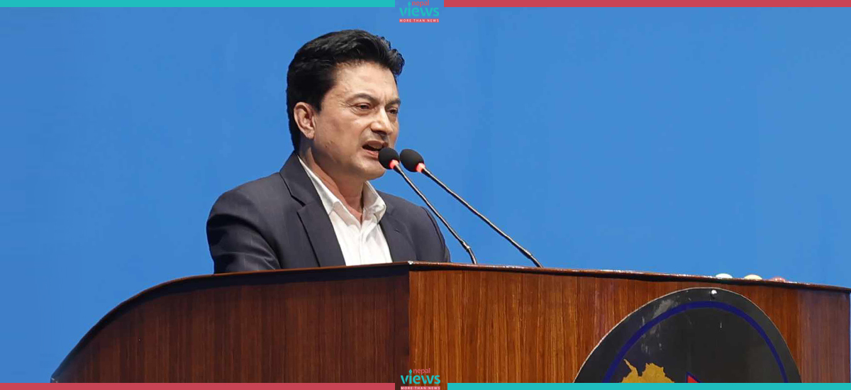 आफू सरकारबाट बाहिरिँदा लोकतन्त्र खतरामा पर्छ भन्ने भ्रम त्यागौं : गोकर्ण विष्ट