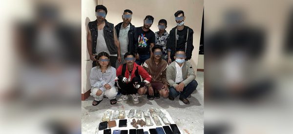 काठमाडौंमा जुवाखालबाट एक महिलासहित ९ जना पक्राउ, दश लाख बरामद