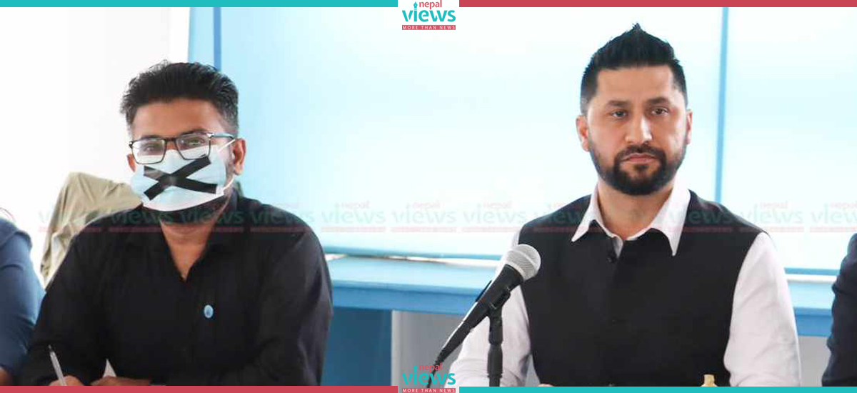 सक्किने कि सच्चिने भन्दै महामन्त्री मुकुल भन्छन्- सभापतिज्यू बोलेका कुराहरू कहिले पूरा गर्नुहन्छ ? रिजल्ट चाहियो