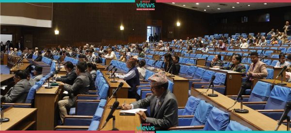 संसद् : प्रतिपक्षी बेञ्चमा एमाले, सत्तापक्षभन्दा प्रतिपक्ष बढी (तस्वीरहरू)