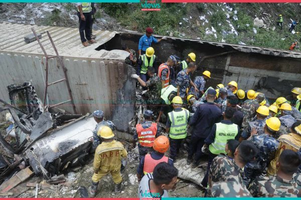 सौर्य एयरलाइन्सको विमान दुर्घटनामा मृत्यु भएका १७ जनाको शव आफन्तले बुझे