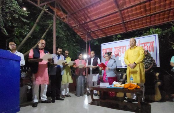 मधेसमा मन्त्रिपरिषद् विस्तार, कांग्रेस र लोसपाका मन्त्रीहरूले लिए शपथ
