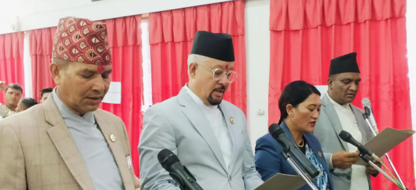 कर्णालीमा कांग्रेसका चारजना मन्त्रीले लिए शपथ