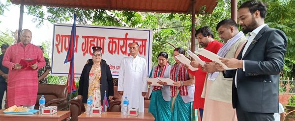 गठबन्धनको स्वार्थमा अझै मन्त्रीको संख्या बढाउने योजनामा मधेसका मुख्यमन्त्री सिंह