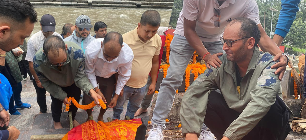 विपिन कार्कीलाई मातृशोक