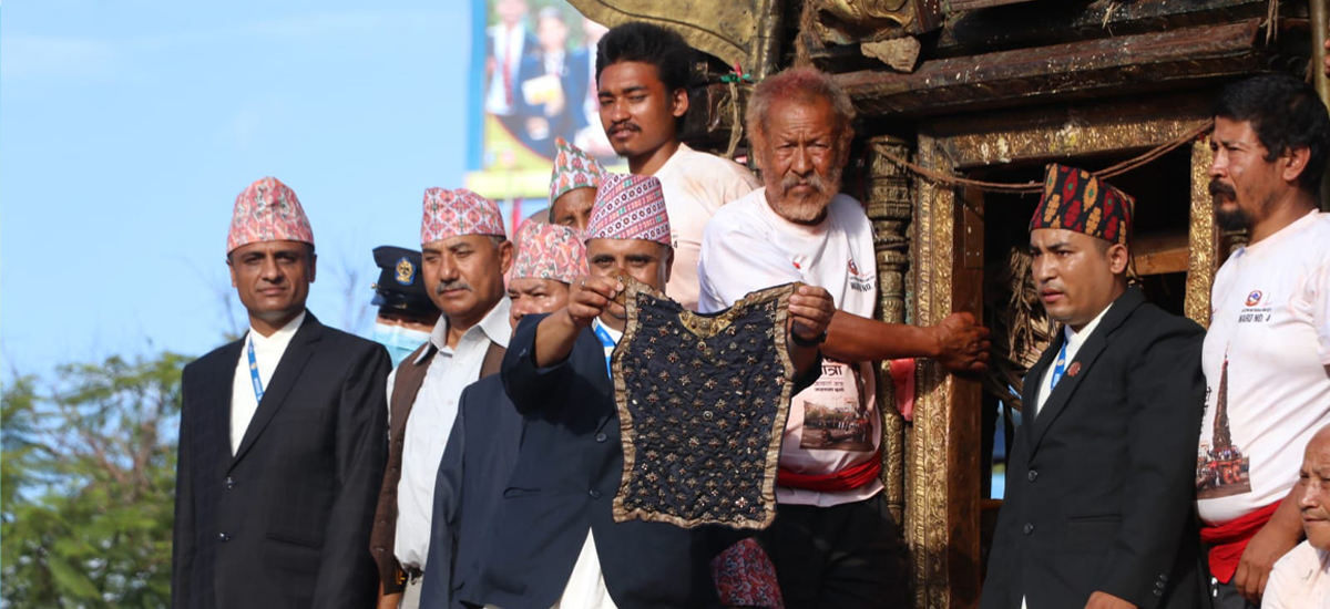 रातो मच्छिन्द्रनाथको रत्नजडित भोटो देखाइयो
