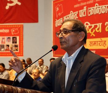 राजावादीहरुले राजनीतिक बेइमानी गरे, भ्रमलाई विश्वास नगर्नु : मोहन वैद्य