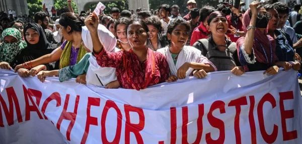 बंगलादेशमा विद्यार्थीहरु फेरि प्रदर्शनमा उत्रिए, यस अघि पक्राउ परेकाहरुको रिहाइको माग