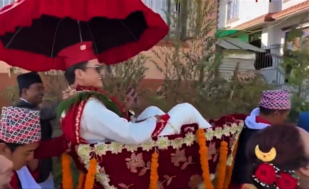 विवाहमा डोली चढ्ने चलन हराउँदै