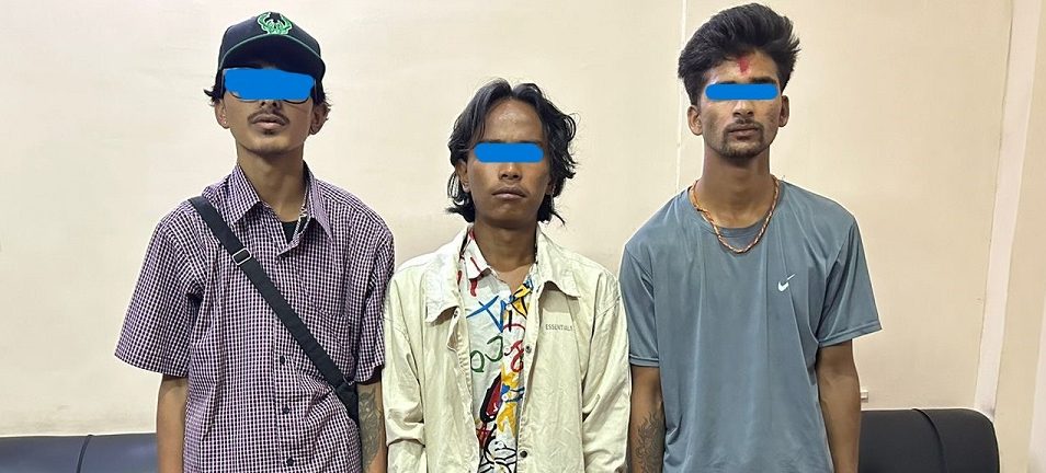 आलोकनगरको एक होटलमा युवाहरूबीच खुकुरी हानाहान