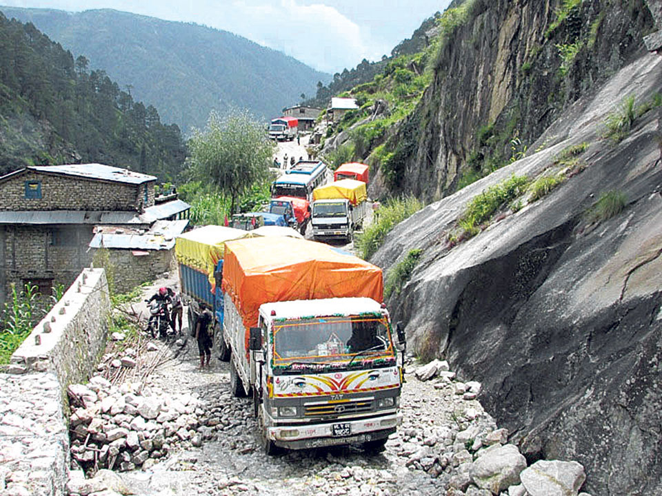 बोक्चेगौडा सडक चार दिनसम्म खुला गरिने