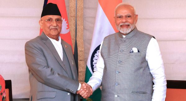 प्रधानमन्त्री ओली र भारतीय समकक्षी मोदीबीच भेटवार्ता