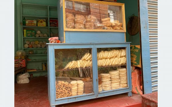 तिहारमा झिनियाँसँगै तयारी रोटीको माग उच्च