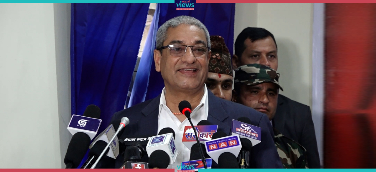 लोकतन्त्रको विकल्प छैन : गृहमन्त्री लेखक