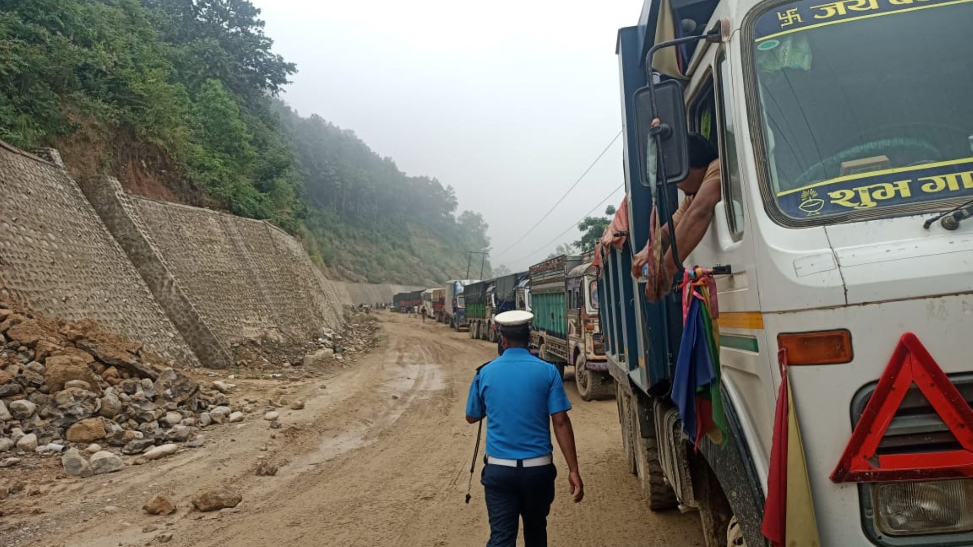 दाउन्नेमा भासिएको सडक एकतर्फी खुल्यो