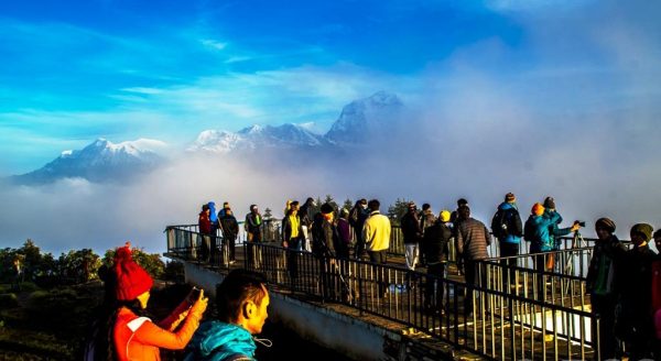 दशैंपछि घोडेपानी र पुनहिलमा पर्यटक बढे