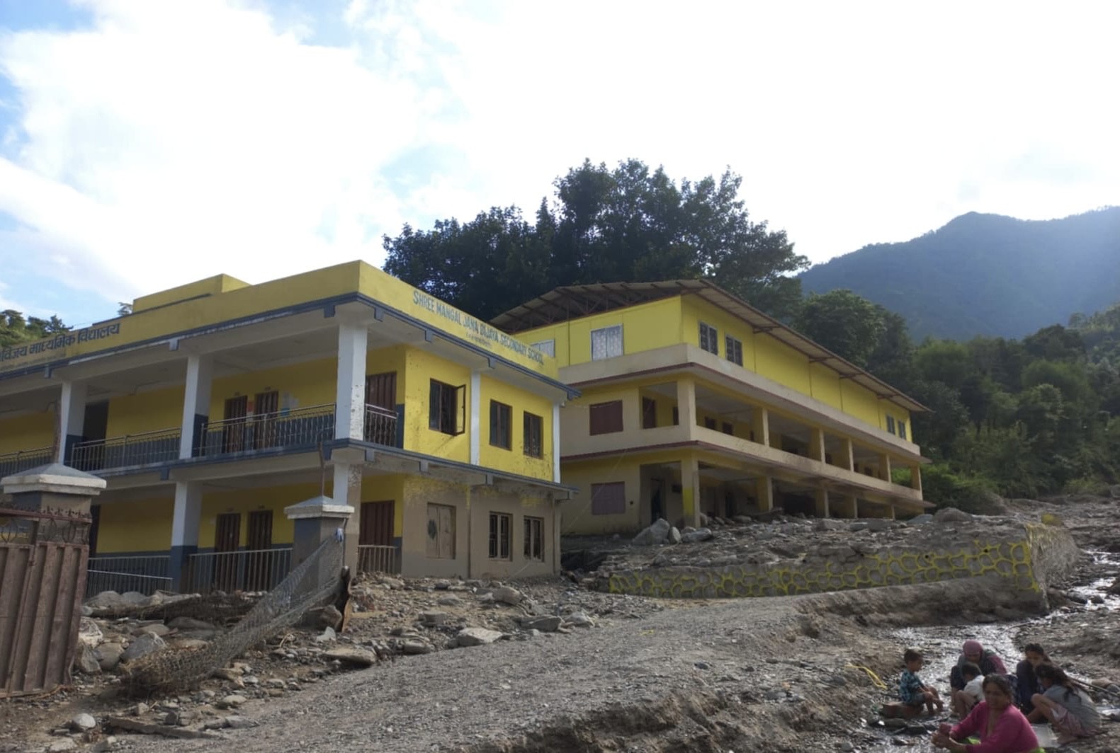 बाढीपहिरो : काभ्रेका ९२ विद्यालयमा क्षति, आठ जना विद्यार्थीको मृत्यु