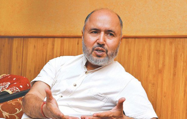 नियुक्ति लिंदै रामेश्वर खनालले भने- जनअपेक्षा अनुसार प्रतिवेदन तयार पार्छौं