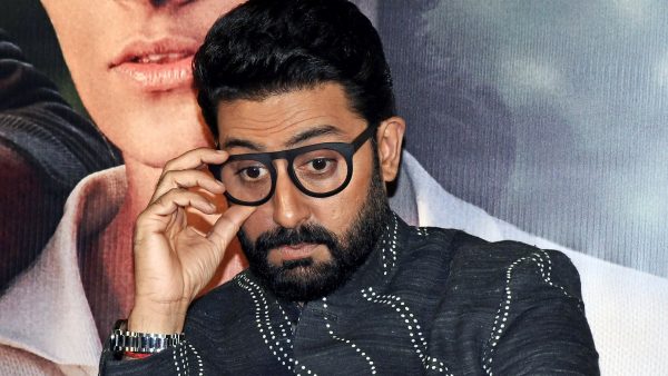 लगातार फिल्म फ्लप हुँदा अभिनय छोड्न चाहन्थे अभिषेक बच्चन