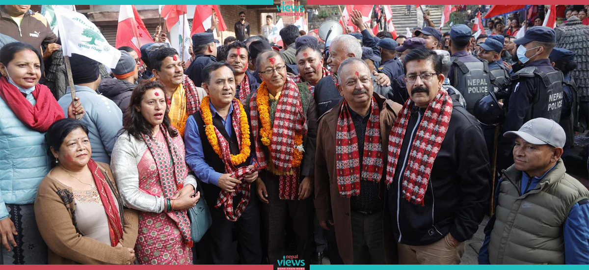 कीर्तिपुरको मेयरमा कांग्रेसबाट कृष्णमान डंगोलले दिए उम्मेदवारी (तस्वीरहरु)