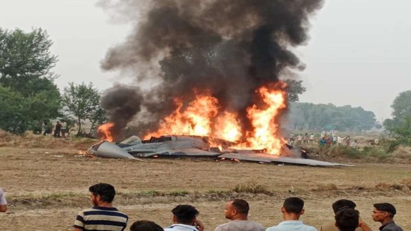 भारतीय वायुसेनाको लडाकु विमान दुर्घटना, दुबै पाइलट सकुशल
