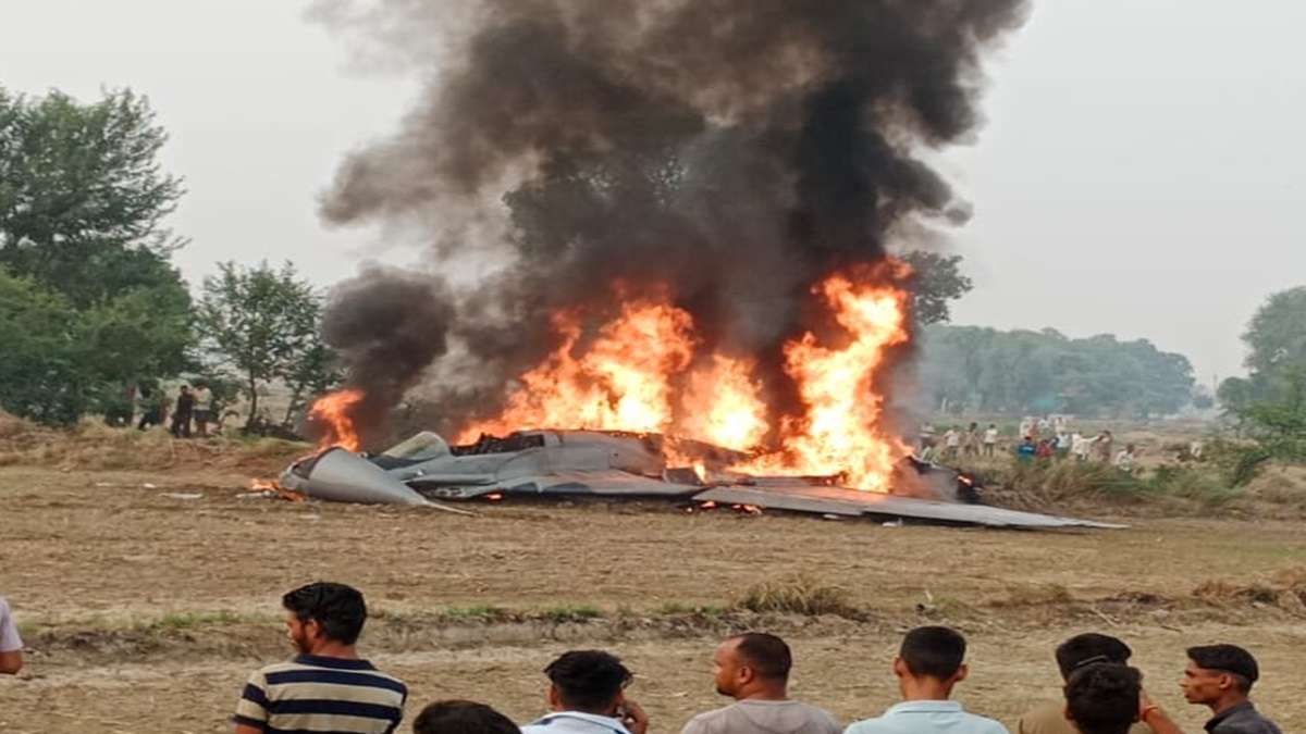 भारतीय वायुसेनाको लडाकु विमान दुर्घटना, दुबै पाइलट सकुशल