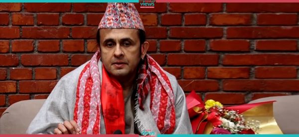 सोनु निगमको कन्सर्टमा राखिएका मदिराको विज्ञापन बोर्ड महानगरले हटायो