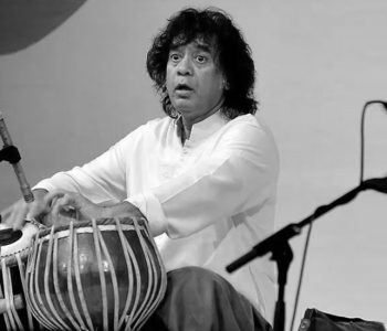 जाकिर हुसैन – जसले तबलालाई मुख्य वाद्ययन्त्रका रुपमा विश्वमै स्थापित गरे