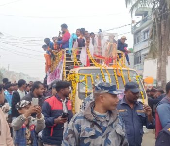 सिरहा पुग्यो एनपीएल विजेता जनकपुरको टोली, र्‍यालीमा हजारौँ सहभागी