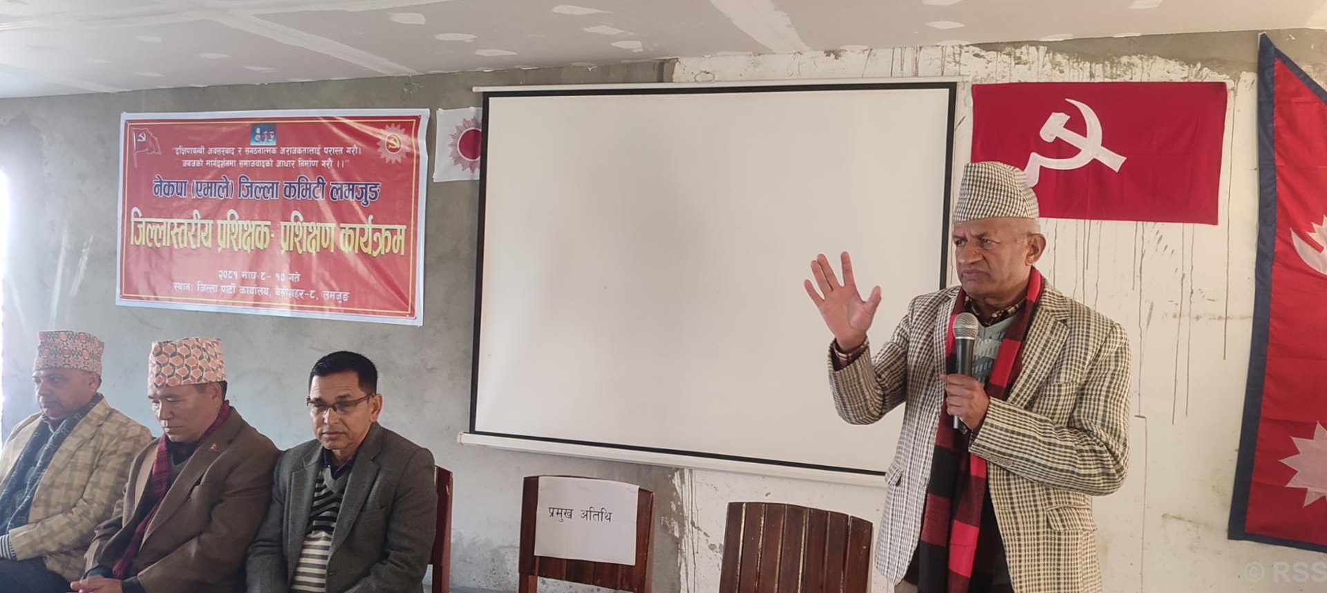 काङ्ग्रेस–एमालेको सरकार बनेपछि विकासले लय समातेको छ : प्रदीप ज्ञवाली