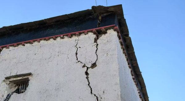 सोलुखुम्बुमा भूकम्पले आठ घरमा क्षति