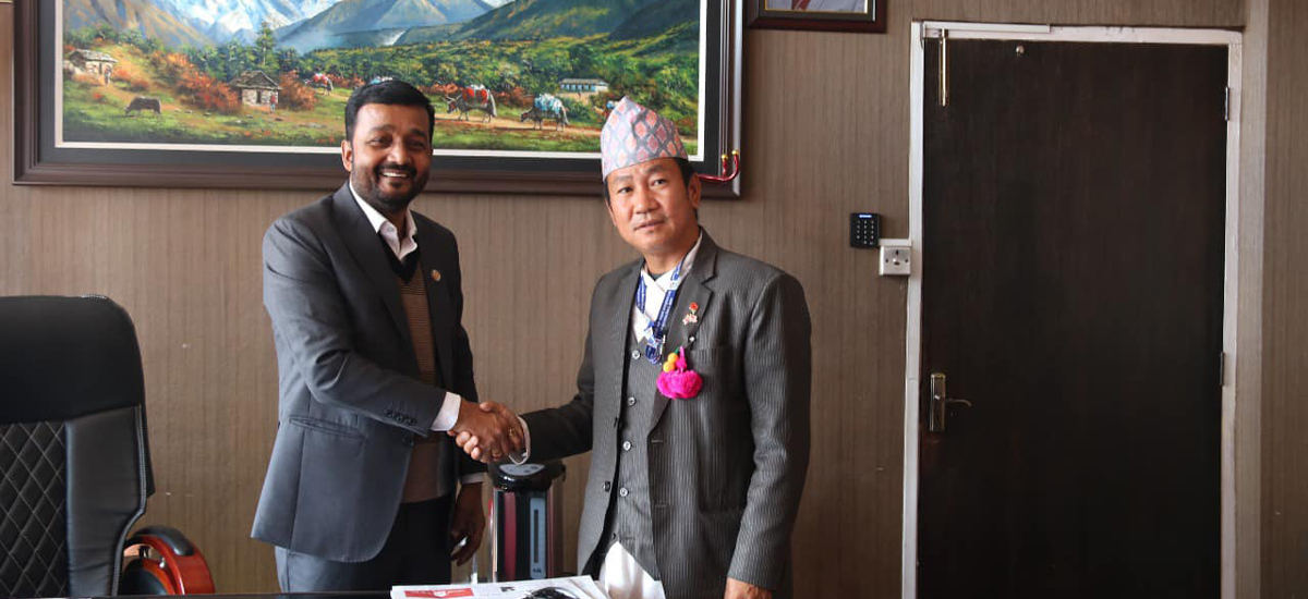पानी माग्दै सिंहदरबार पुगेका हर्कलाई खानेपानीमन्त्रीले भने – यसै वर्ष टेण्डर आह्वान गर्छौँ