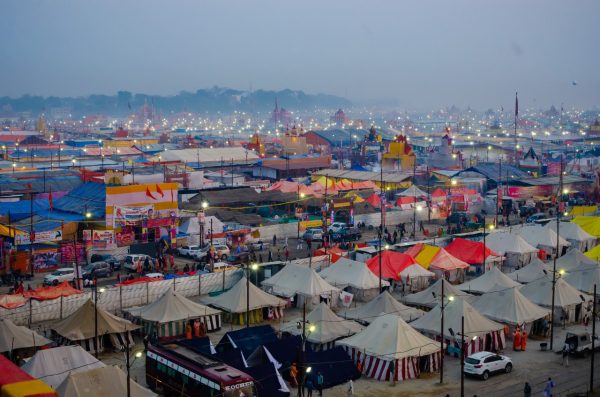 महाकुम्भ मेला : ७७ देशका ११८ सदस्यीय प्रतिनिधि भ्रमण गर्दै