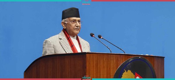 दुवै सदनको बैठक बस्दै, प्रतिनिधिसभामा दुई विधेयक प्रस्तुत गर्दै प्रधानमन्त्री ओली