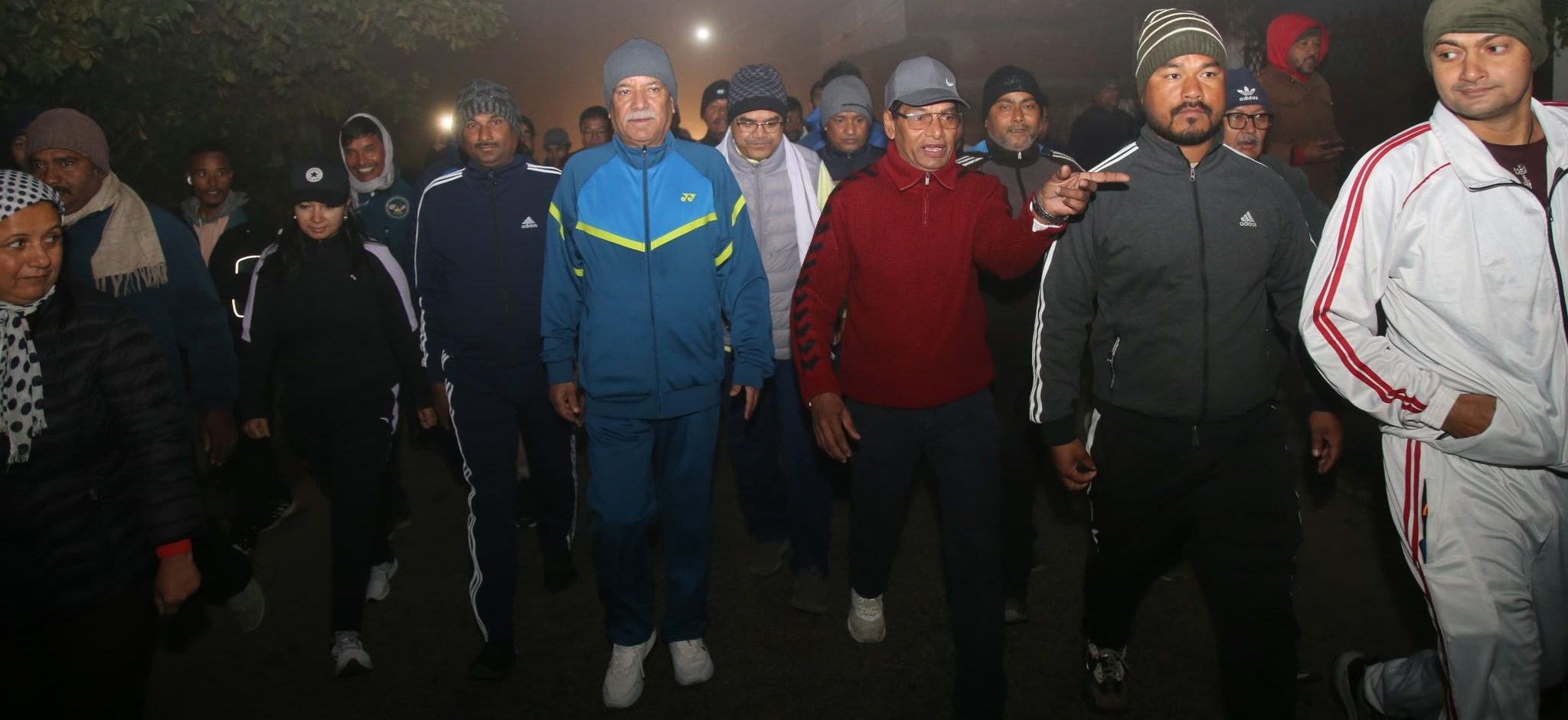 विराटनगरमा प्रचण्डको मनिङवाक, भक्काको स्वाद (तस्वीरहरू)