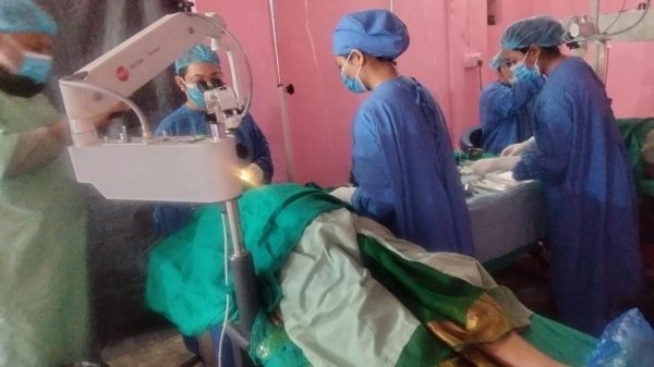 गोलञ्जोर गाउँपालिकामा आँखा शिविर : पहिलो दिनमा ४० जनाको शल्यक्रिया