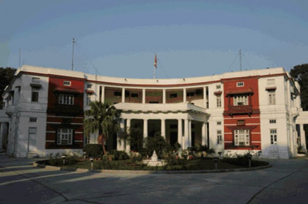 विद्यार्थीहरूलाई छात्रावासमा बस्ने व्यवस्था मिलाउन आग्रह गरेका छौं : नेपाली दूतावास