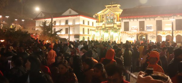 प्रहरीको अनुरोध : पशुपति दर्शनमा महँगा गहना लगाएर नआउनू, चोरी हुन सक्छ