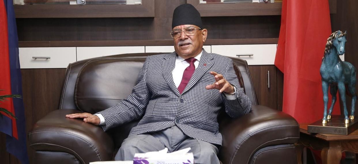 ओलीले बोलाएको बैठकमा प्रचण्ड अनुपस्थित