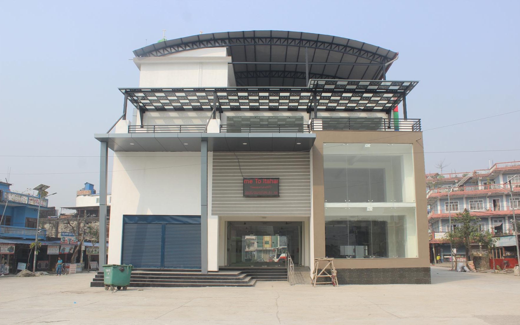 इटहरी बसपार्क निर्धारित समयअगावै निर्माण