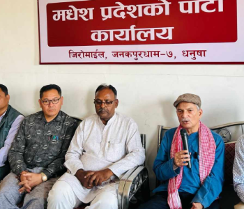 राजतन्त्र बोकेर हिँड्नेहरू निराशामा बाँच्छन् : बाबुराम भट्टराई