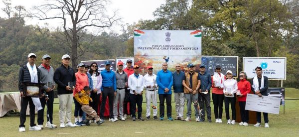 भारतीय दूतावासको आयोजनामा गल्फ प्रतियोगिता : दुई प्रतिभालाई प्रोत्साहनस्वरुप एक–एक लाख