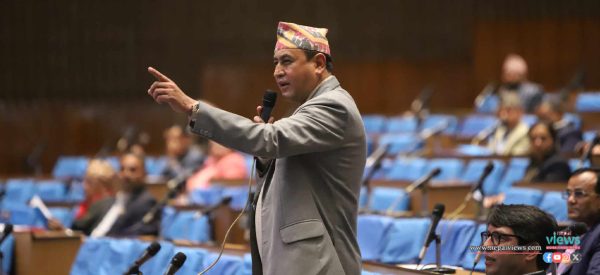 पूर्वराजाले संविधान मिचे : सांसद खतिवडा