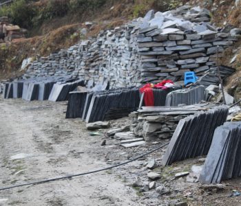 स्लेट तथा ढुङ्गा खानी उत्खनन गर्न पाइने
