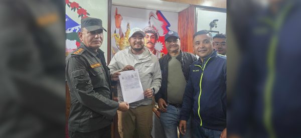 राप्रपाले महानगरमै गएर तिर्‍यो एक लाख जरिवाना