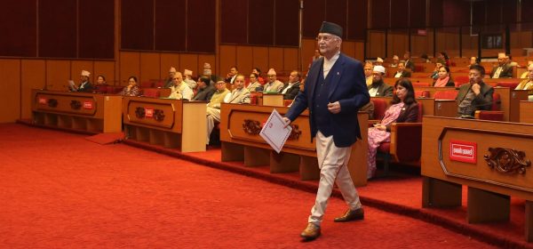 संसद्मा प्रधानमन्त्री ओली : कुलमानको निहुँमा आए, पूर्वराजालाई थर्काएर गए