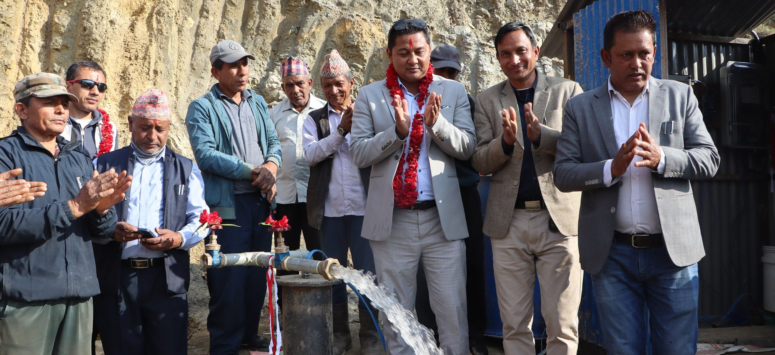 लामीचौरका बासिन्दाले ४२ वर्षदेखि भोग्दै आएको खानेपानी समस्या समाधान